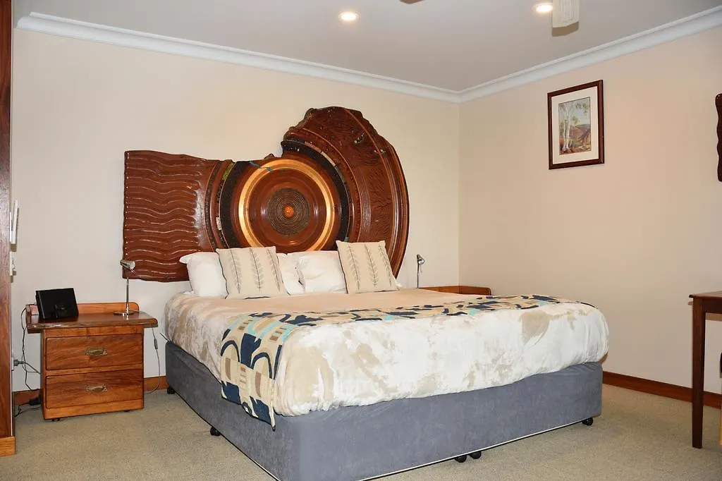 Artisan Spa Views 5 Bedrooms 4 Bathrooms Maleny