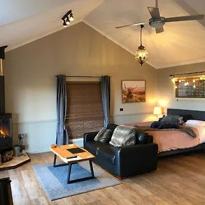 Luxury Lodge